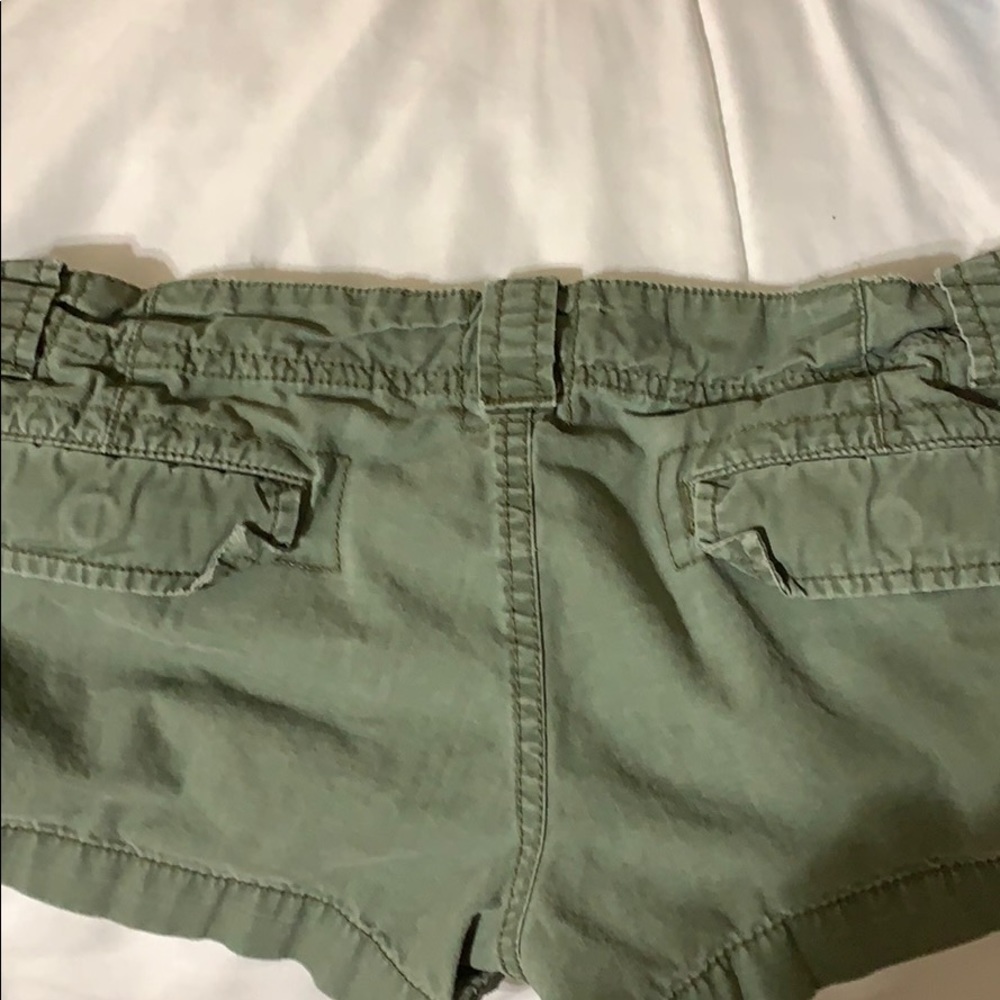 Lilu Shorts - Picture 4 of 6